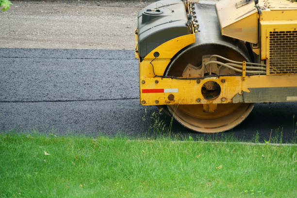 Best Driveway Paving Contractor  in Albany, OR